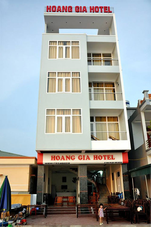 Khách sạn Hoàng Gia
