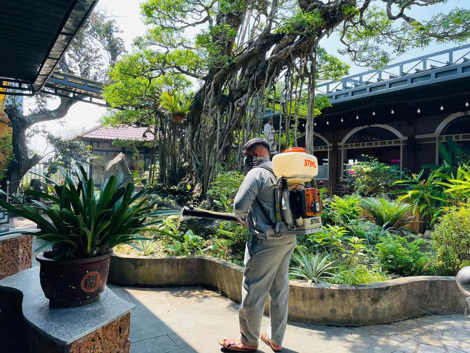 Kiểm soát côn trùng tổng hợp